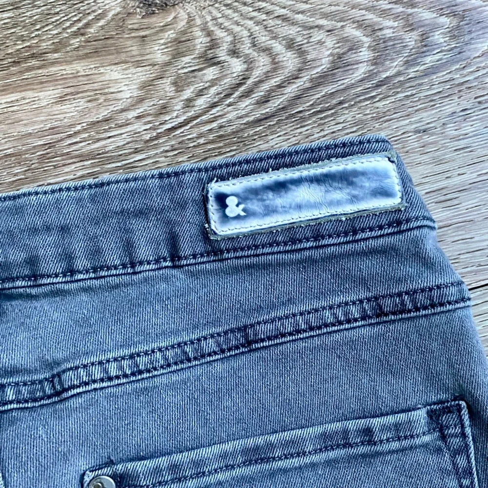 & Denim Super Skinny Low Waist Jeans Grey Size 28/30 - Picture 6 of 9